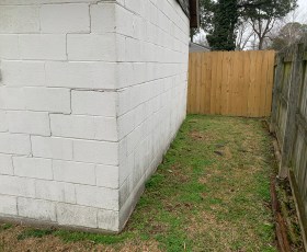 stair step foundation cracks